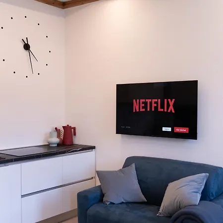 Belvedere 237b Lakeview Luxury 아파트 기파